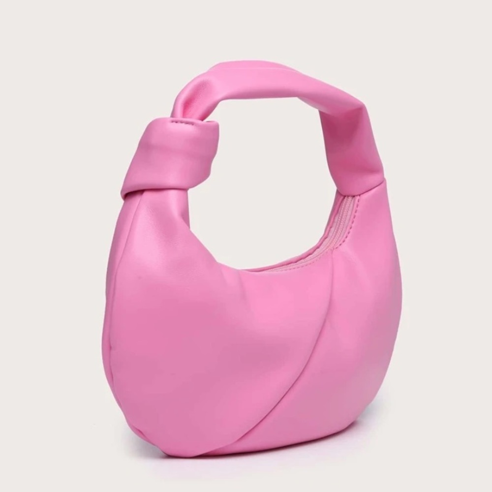 Knot handle bag